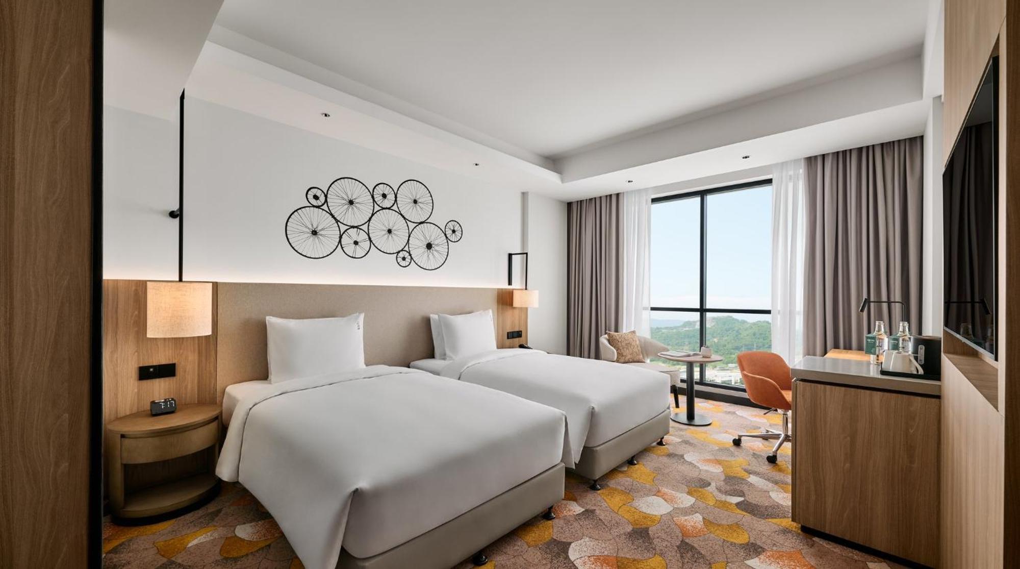 Holiday Inn & Suites Penang Prai By Ihg Bukit Mertajam Exterior foto