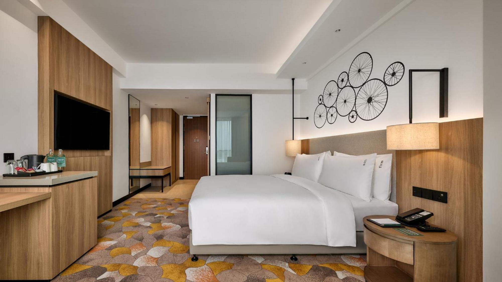 Holiday Inn & Suites Penang Prai By Ihg Bukit Mertajam Exterior foto